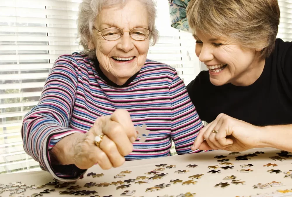 How Puzzles & Games Keep Seniors Engaged